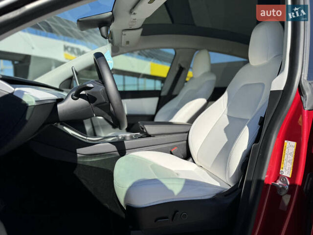 Червоний Тесла Model Y, об'ємом двигуна 0 л та пробігом 160 тис. км за 23500 $, фото 13 на Automoto.ua