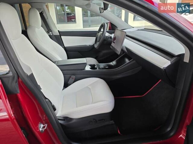 Червоний Тесла Model Y, об'ємом двигуна 0 л та пробігом 72 тис. км за 22999 $, фото 48 на Automoto.ua