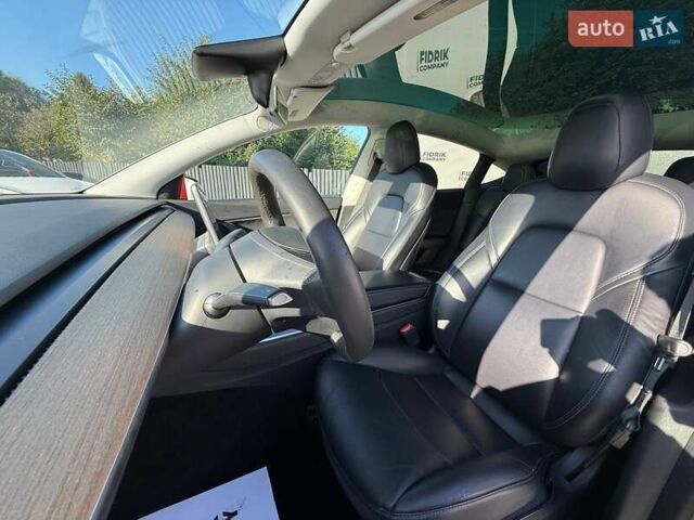Красный Тесла Model Y, объемом двигателя 0 л и пробегом 139 тыс. км за 20300 $, фото 9 на Automoto.ua