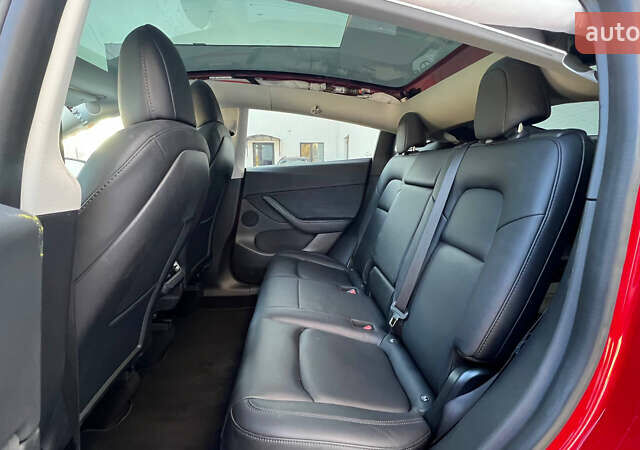 Красный Тесла Model Y, объемом двигателя 0 л и пробегом 64 тыс. км за 18400 $, фото 21 на Automoto.ua