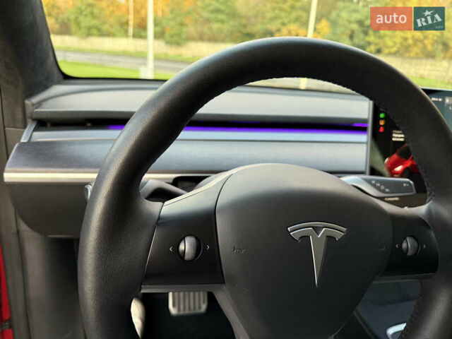 Красный Тесла Model Y, объемом двигателя 0 л и пробегом 60 тыс. км за 25000 $, фото 20 на Automoto.ua