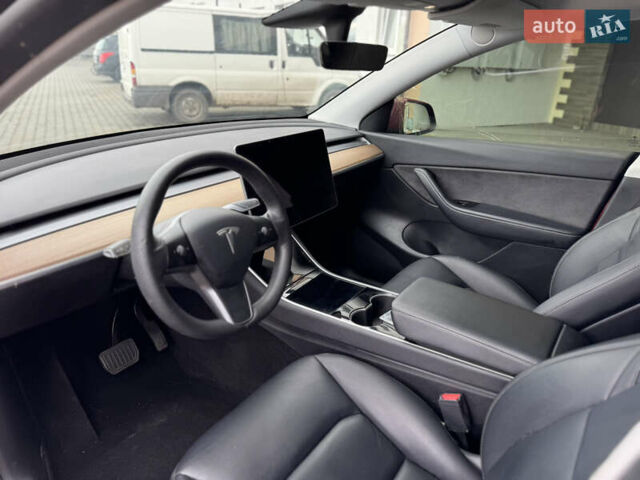 Червоний Тесла Model Y, об'ємом двигуна 0 л та пробігом 117 тис. км за 19500 $, фото 21 на Automoto.ua