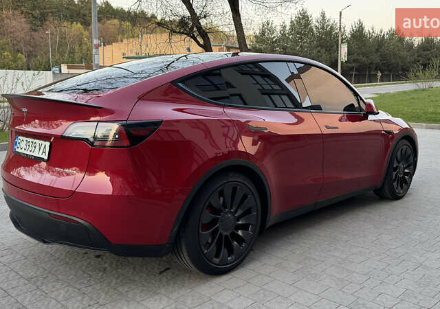 Тесла Model Y 2021 в Львове на Automoto.ua Красный Тесла Model Y, объемом двигателя 0 л и пробегом 55 тыс. км за 27000 $, фото 3 на Automoto.ua