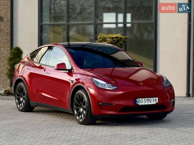 Красный Тесла Model Y, объемом двигателя 0 л и пробегом 100 тыс. км за 25350 $, фото 3 на Automoto.ua