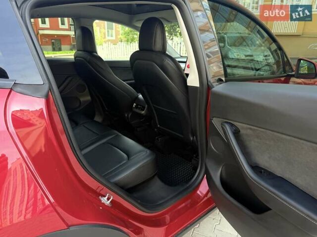 Червоний Тесла Model Y, об'ємом двигуна 0 л та пробігом 62 тис. км за 24300 $, фото 20 на Automoto.ua
