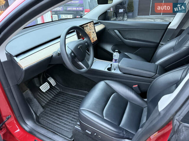 Красный Тесла Model Y, объемом двигателя 0 л и пробегом 140 тыс. км за 23000 $, фото 8 на Automoto.ua