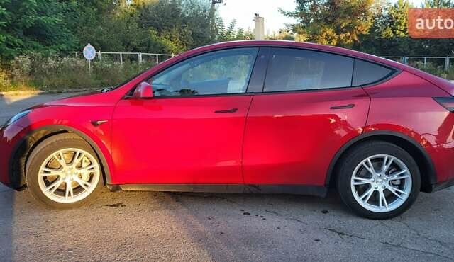 Красный Тесла Model Y, объемом двигателя 0 л и пробегом 72 тыс. км за 23000 $, фото 6 на Automoto.ua