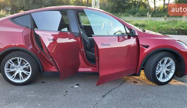 Красный Тесла Model Y, объемом двигателя 0 л и пробегом 72 тыс. км за 23000 $, фото 8 на Automoto.ua