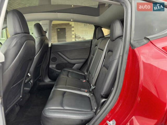 Червоний Тесла Model Y, об'ємом двигуна 0 л та пробігом 117 тис. км за 19500 $, фото 31 на Automoto.ua