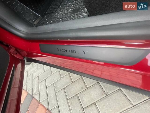Красный Тесла Model Y, объемом двигателя 0 л и пробегом 81 тыс. км за 27500 $, фото 23 на Automoto.ua