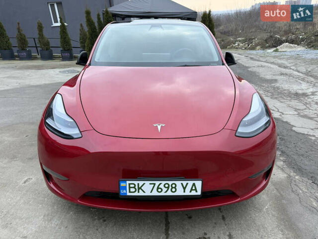 Красный Тесла Model Y, объемом двигателя 0 л и пробегом 140 тыс. км за 23000 $, фото 1 на Automoto.ua