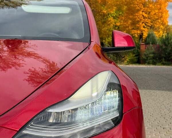 Тесла Model Y 2021 в Львове на Automoto.ua Красный Тесла Model Y, объемом двигателя 0 л и пробегом 41 тыс. км за 23900 $, фото 2 на Automoto.ua