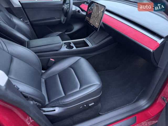 Красный Тесла Model Y, объемом двигателя 0 л и пробегом 85 тыс. км за 23500 $, фото 40 на Automoto.ua