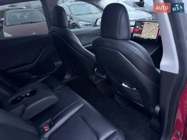 Красный Тесла Model Y, объемом двигателя 0 л и пробегом 85 тыс. км за 23500 $, фото 38 на Automoto.ua