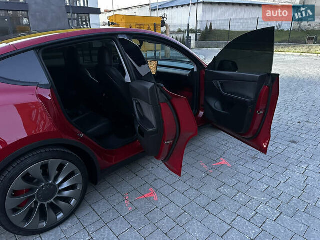 Красный Тесла Model Y, объемом двигателя 0 л и пробегом 191 тыс. км за 21600 $, фото 17 на Automoto.ua