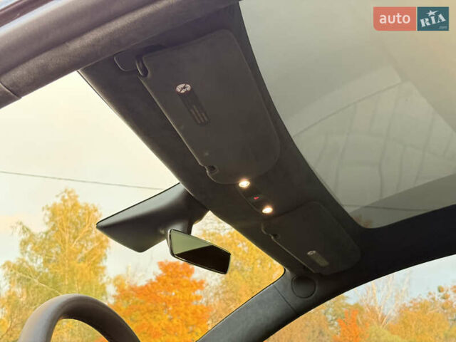 Красный Тесла Model Y, объемом двигателя 0 л и пробегом 60 тыс. км за 25000 $, фото 21 на Automoto.ua