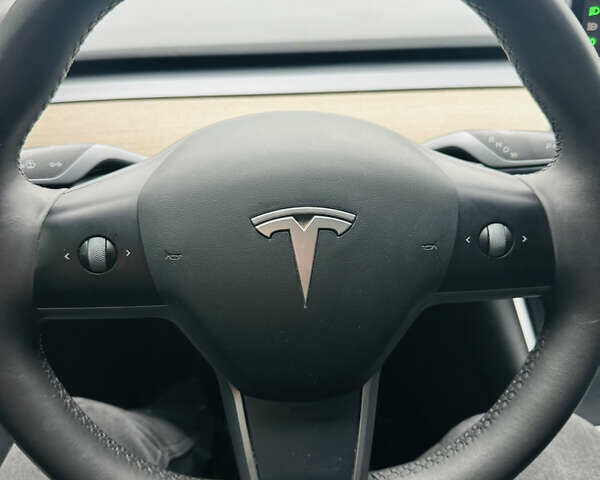 Червоний Тесла Model Y, об'ємом двигуна 0 л та пробігом 65 тис. км за 20900 $, фото 9 на Automoto.ua