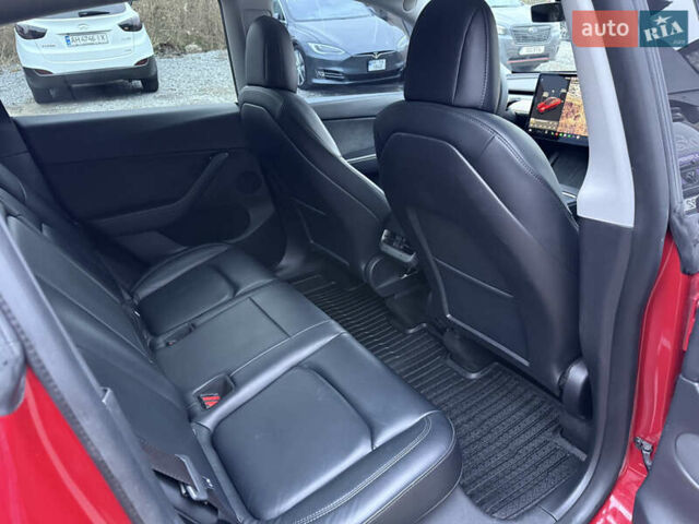 Красный Тесла Model Y, объемом двигателя 0 л и пробегом 140 тыс. км за 23000 $, фото 11 на Automoto.ua