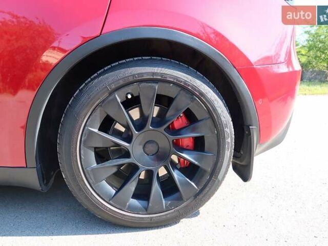 Красный Тесла Model Y, объемом двигателя 0 л и пробегом 85 тыс. км за 22200 $, фото 16 на Automoto.ua