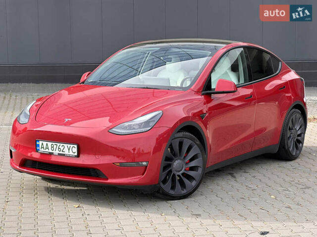 Тесла Model Y 2021 в Киеве на Automoto.ua Красный Тесла Model Y, объемом двигателя 0 л и пробегом 83 тыс. км за 24900 $, фото 3 на Automoto.ua