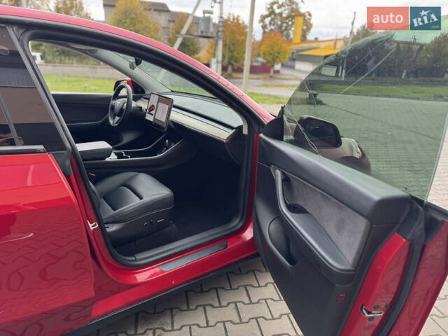 Червоний Тесла Model Y, об'ємом двигуна 0 л та пробігом 117 тис. км за 19500 $, фото 25 на Automoto.ua