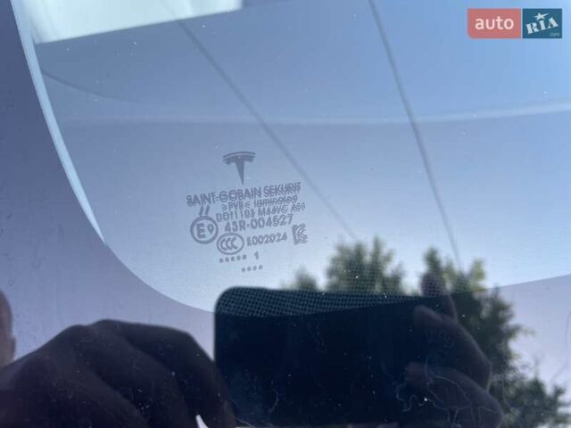 Червоний Тесла Model Y, об'ємом двигуна 0 л та пробігом 86 тис. км за 27500 $, фото 12 на Automoto.ua