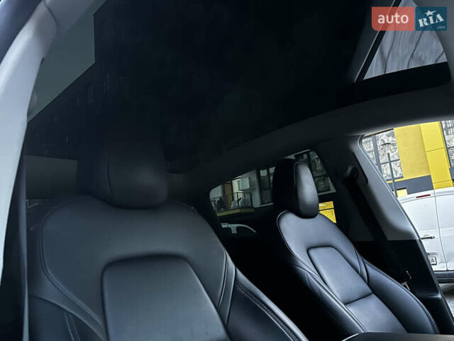 Красный Тесла Model Y, объемом двигателя 0 л и пробегом 191 тыс. км за 21600 $, фото 15 на Automoto.ua