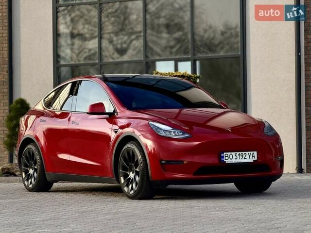 Красный Тесла Model Y, объемом двигателя 0 л и пробегом 100 тыс. км за 25350 $, фото 4 на Automoto.ua