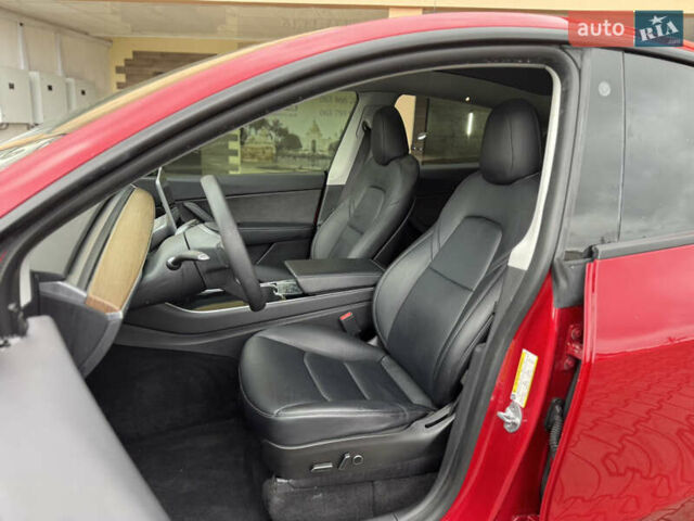 Червоний Тесла Model Y, об'ємом двигуна 0 л та пробігом 117 тис. км за 19500 $, фото 20 на Automoto.ua