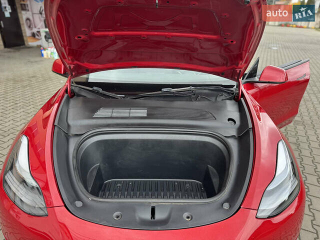 Червоний Тесла Model Y, об'ємом двигуна 0 л та пробігом 117 тис. км за 19500 $, фото 35 на Automoto.ua