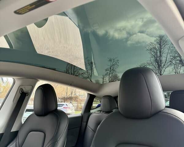 Красный Тесла Model Y, объемом двигателя 0 л и пробегом 75 тыс. км за 25000 $, фото 15 на Automoto.ua