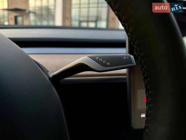Красный Тесла Model Y, объемом двигателя 0 л и пробегом 100 тыс. км за 25350 $, фото 70 на Automoto.ua