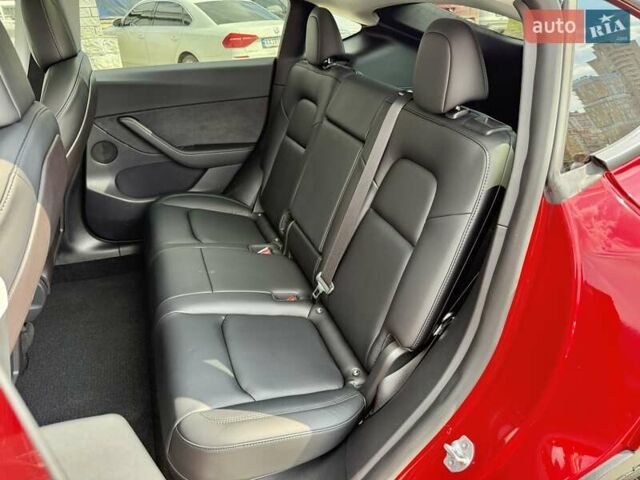 Красный Тесла Model Y, объемом двигателя 0 л и пробегом 75 тыс. км за 25000 $, фото 8 на Automoto.ua