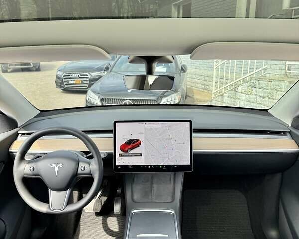 Красный Тесла Model Y, объемом двигателя 0 л и пробегом 75 тыс. км за 25000 $, фото 12 на Automoto.ua