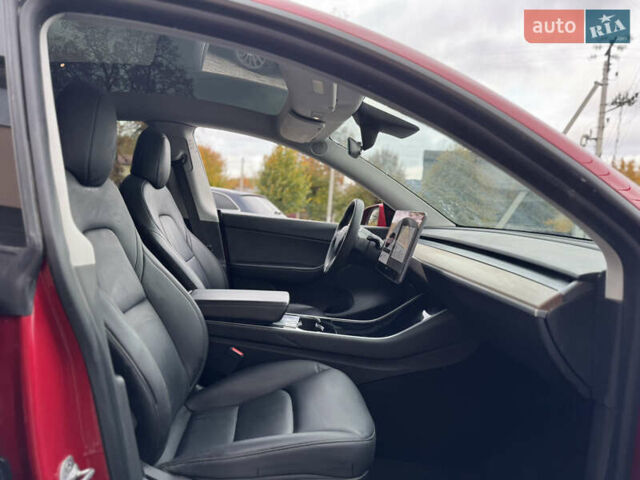 Червоний Тесла Model Y, об'ємом двигуна 0 л та пробігом 117 тис. км за 19500 $, фото 27 на Automoto.ua