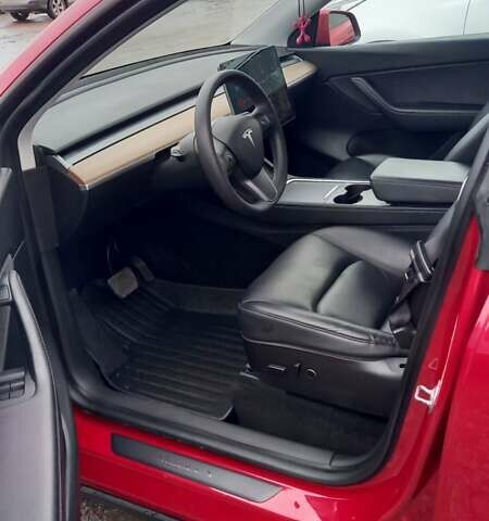 Красный Тесла Model Y, объемом двигателя 0 л и пробегом 150 тыс. км за 25500 $, фото 19 на Automoto.ua