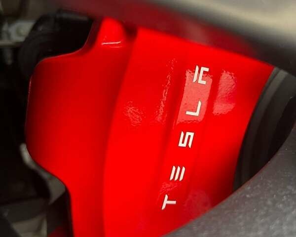 Червоний Тесла Model Y, об'ємом двигуна 0 л та пробігом 9 тис. км за 45700 $, фото 43 на Automoto.ua