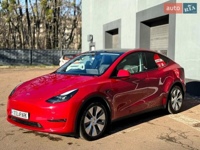 Красный Тесла Model Y, объемом двигателя 0 л и пробегом 55 тыс. км за 34999 $, фото 3 на Automoto.ua