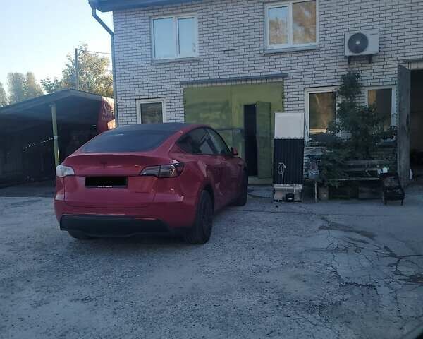 Тесла Model Y 2022 в Киеве на Automoto.ua Красный Тесла Model Y, объемом двигателя 0 л и пробегом 37 тыс. км за 26999 $, фото 9 на Automoto.ua