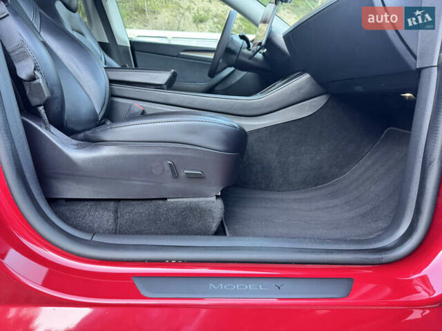 Красный Тесла Model Y, объемом двигателя 0 л и пробегом 40 тыс. км за 29999 $, фото 38 на Automoto.ua