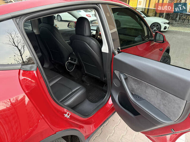 Красный Тесла Model Y, объемом двигателя 0 л и пробегом 41 тыс. км за 25400 $, фото 11 на Automoto.ua