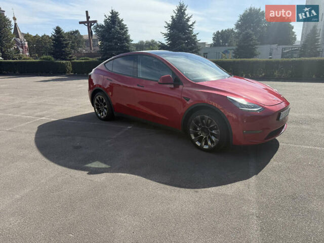 Тесла Model Y 2022 в Каменское - Днепродзержинск на Automoto.ua Красный Тесла Model Y, объемом двигателя 0 л и пробегом 183 тыс. км за 24000 $, фото 3 на Automoto.ua