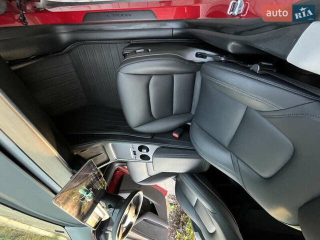 Тесла Model Y 2022 у Броварах на Automoto.ua Червоний Тесла Model Y, об'ємом двигуна 0 л та пробігом 65 тис. км за 32000 $, фото 5 на Automoto.ua