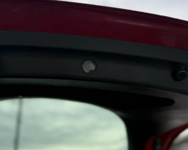 Красный Тесла Model Y, объемом двигателя 0 л и пробегом 137 тыс. км за 24200 $, фото 23 на Automoto.ua