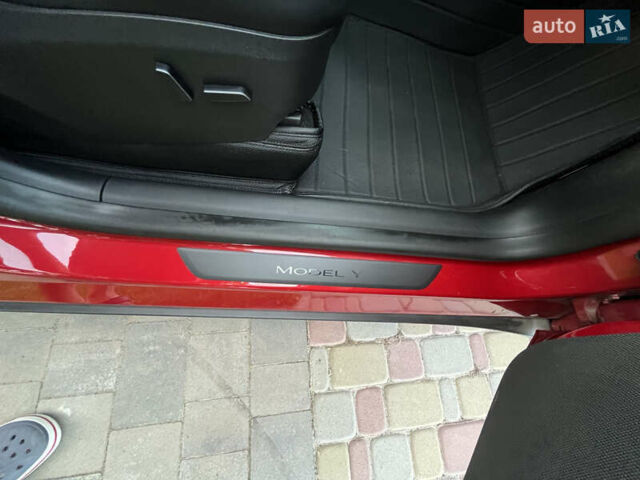 Тесла Model Y 2022 у Броварах на Automoto.ua Червоний Тесла Model Y, об'ємом двигуна 0 л та пробігом 65 тис. км за 32000 $, фото 4 на Automoto.ua