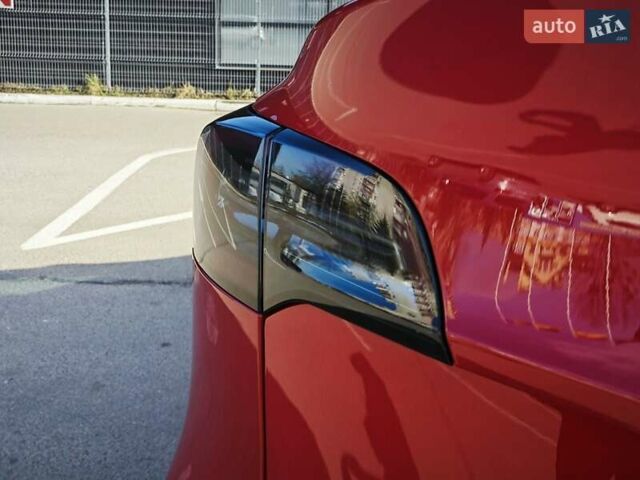 Красный Тесла Model Y, объемом двигателя 0 л и пробегом 54 тыс. км за 27800 $, фото 6 на Automoto.ua
