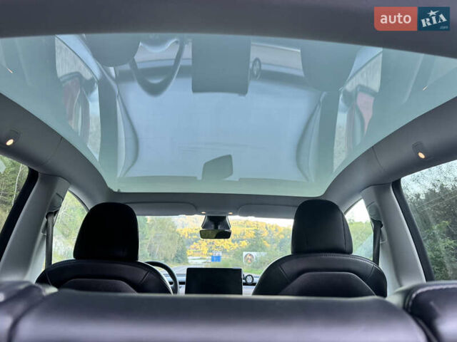 Красный Тесла Model Y, объемом двигателя 0 л и пробегом 40 тыс. км за 29999 $, фото 36 на Automoto.ua