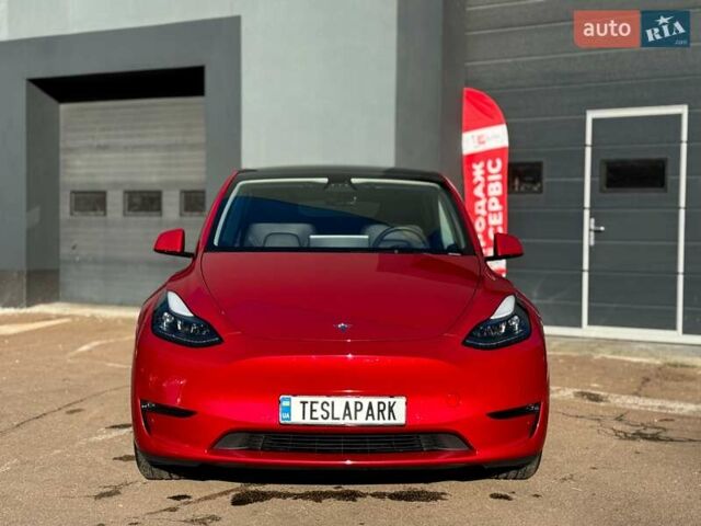 Красный Тесла Model Y, объемом двигателя 0 л и пробегом 55 тыс. км за 34999 $, фото 2 на Automoto.ua