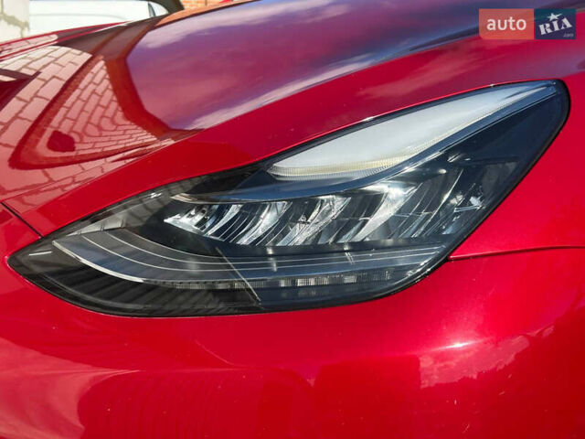 Красный Тесла Model Y, объемом двигателя 0 л и пробегом 44 тыс. км за 24400 $, фото 25 на Automoto.ua