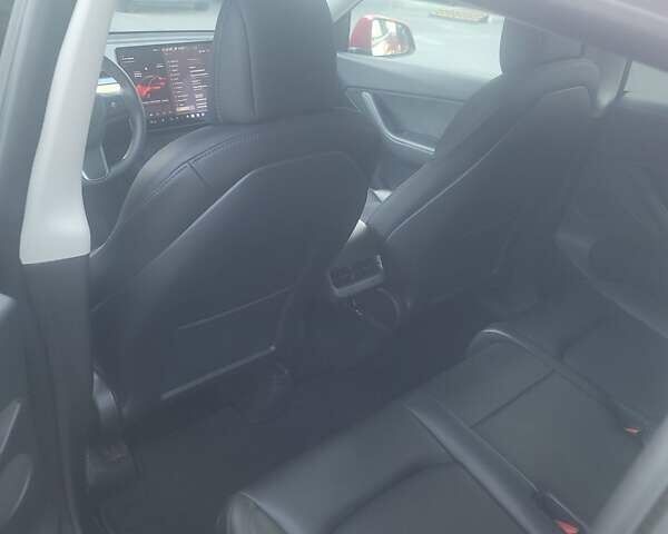 Тесла Model Y 2022 в Киеве на Automoto.ua Красный Тесла Model Y, объемом двигателя 0 л и пробегом 37 тыс. км за 26999 $, фото 3 на Automoto.ua